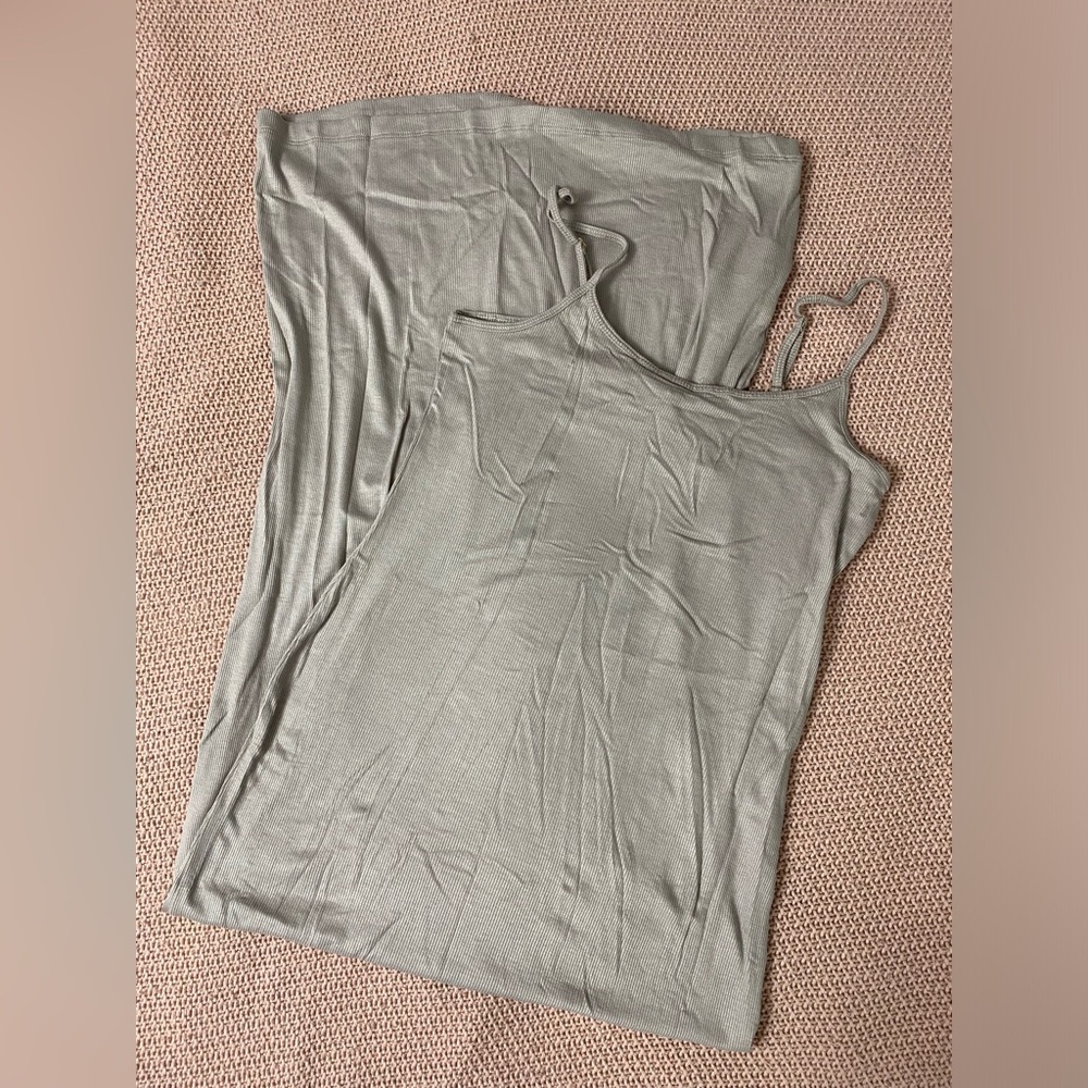H&M Maternity Ribbed Dress - Picture 6 of 7